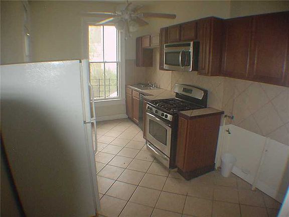 5th image of 8237 Panola St