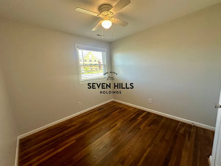 1007 Kinney St — Photo 10