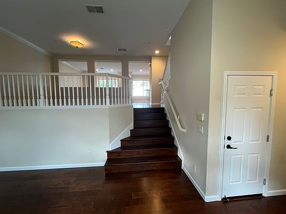5th image of 312 Louis Ln