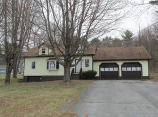 25 Hogan Rd, Lewiston, ME 04240