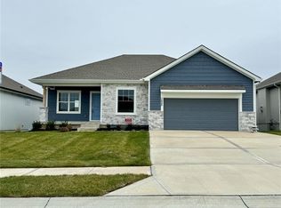 1525 N 157th Ter, Basehor, KS 66007