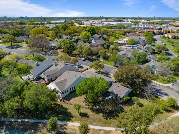 2505 Country Pl, Carrollton, TX 75006