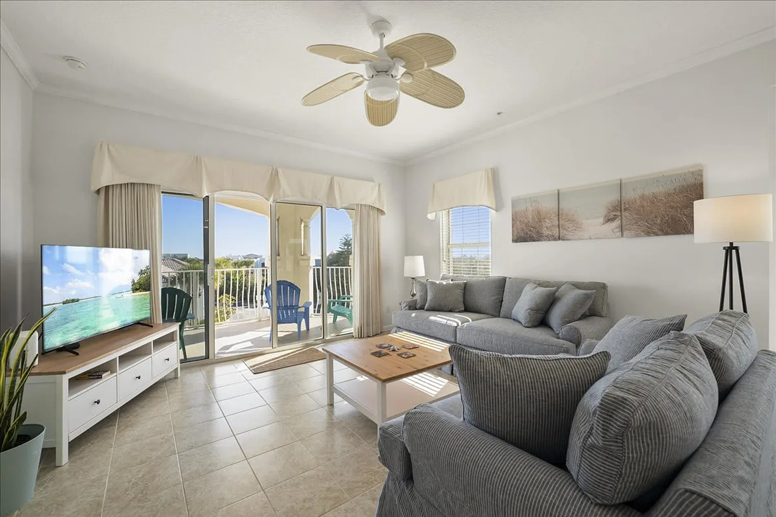 3 bed, 2.0 bath, 1517 sqft, $3,120 — Photo 1