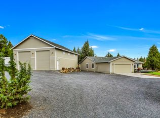 21126 Limestone Ave, Bend, OR 97703