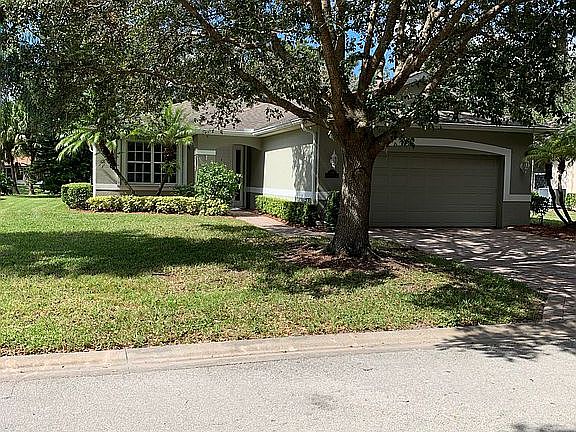 3rd image of 615 Kenwood Dr SW