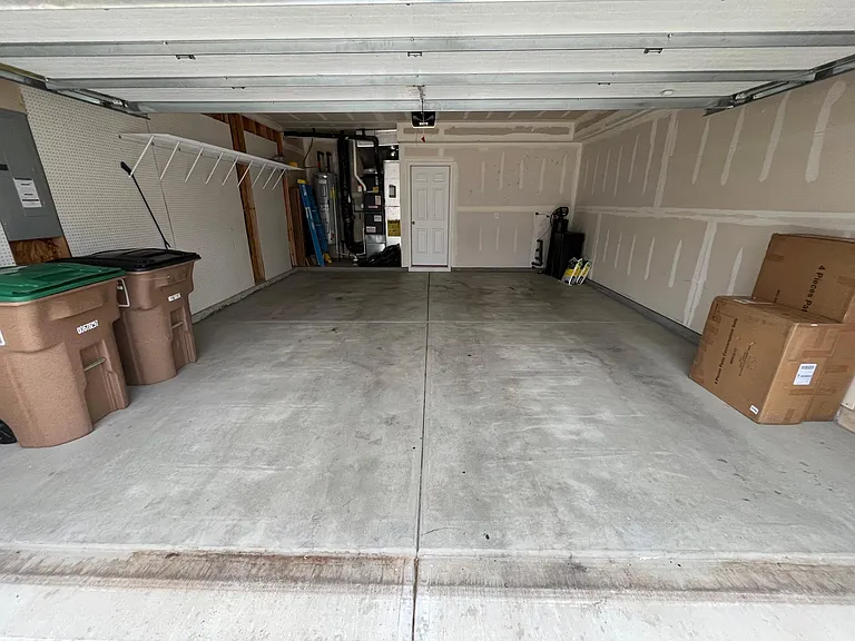 2346 Creek Bank Dr — Photo 39