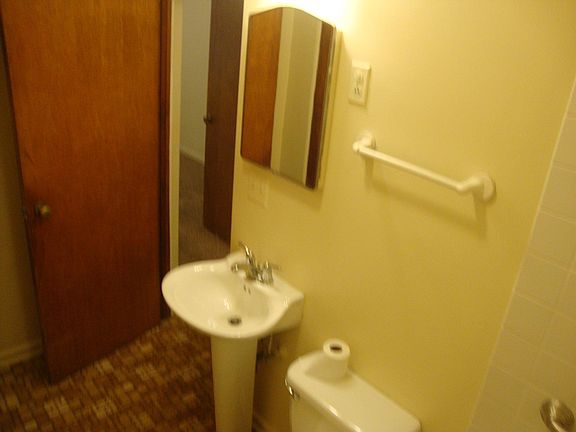 4th image of 7250 Marshall Ave