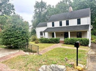 10 Avondale Rd, Yonkers, NY 10710