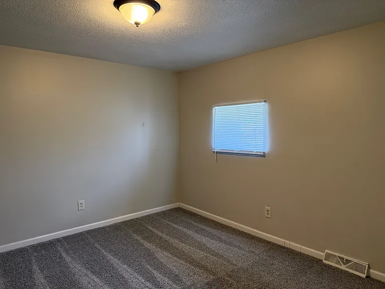 Unit Photo