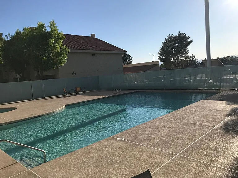 930 N Sloan Ln #203C — Photo 21