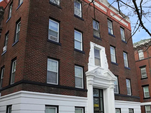 182 Lafayette Street Salem, MA 01970