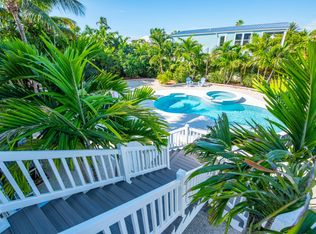 27365 Barbuda Ln, Ramrod Key, FL 33042