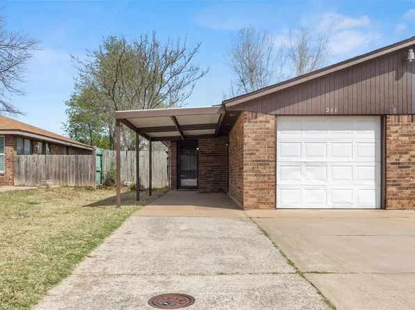 211 Windsor Way, Midwest City, OK 73110