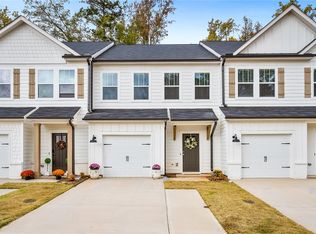 32 Grey Oak Trl, Greer, SC 29650
