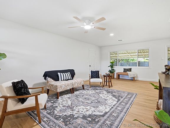 2nd image of 6781 E 26th Pl