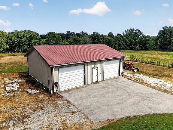 4th image of 5520 Academy Rd