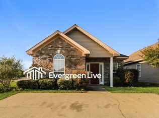 9724 Moonlight Dr, Tuscaloosa, AL 35405