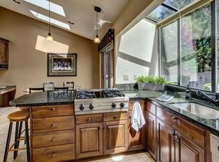13806 SE 52nd Pl, Bellevue, WA 98006