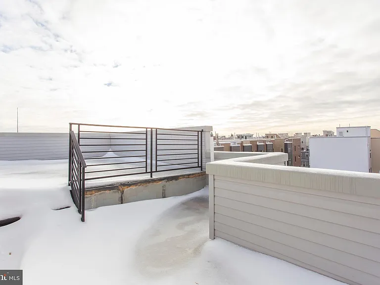 1320 S Opal St #2 — Photo 14
