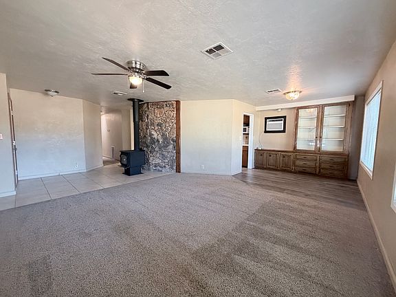 4th image of 6708 Odessa Way