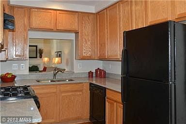 Kitchen w/ New Granite 