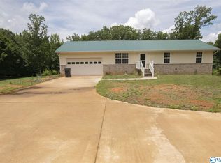 190 Lasater Rd, Laceys Spring, AL 35754