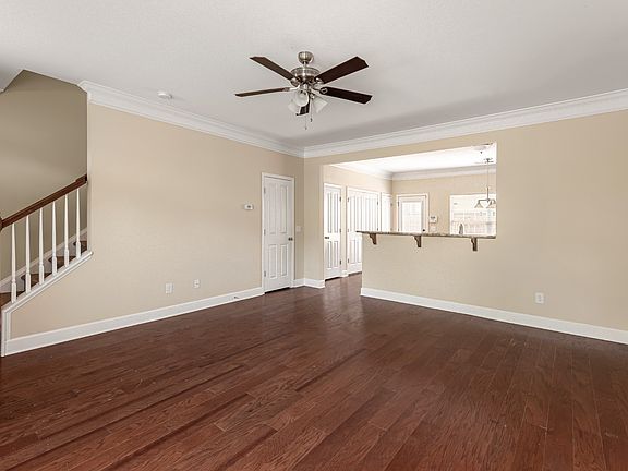 5th image of 6727 Sunnywood Dr