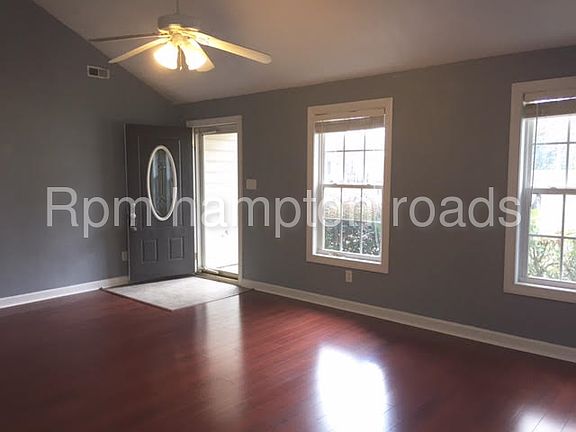 3rd image of 1512 Lilac Ave