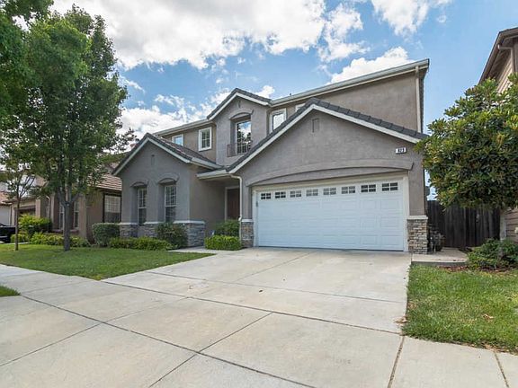 2nd image of 823 Romani Ct