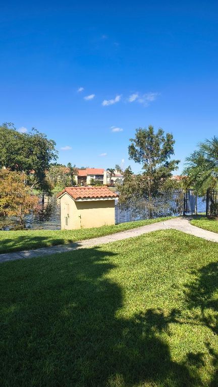 1267 SW 46th Ave APT 2311, photo 7