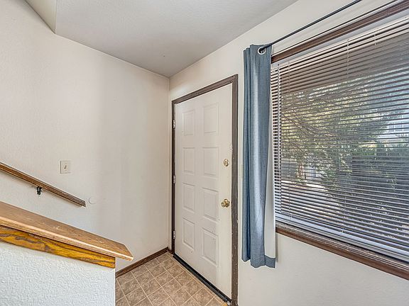 3rd image of 493 32nd Rd