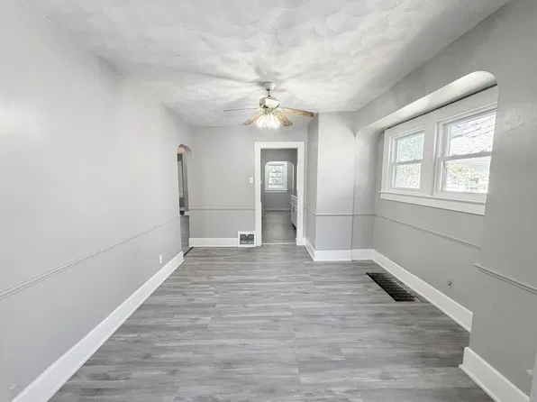 2064 South Ave, Toledo, OH 43609