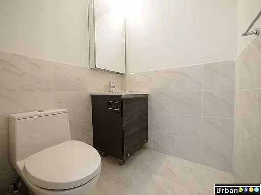 Rented by Aegis Realty Management Corp | media 25