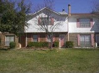 23 E Mountain Ln, Grand Prairie, TX 75052
