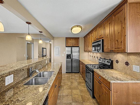 2nd image of 1625 Larimer Street #2805