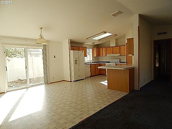 5th image of 14406 NE 51st St