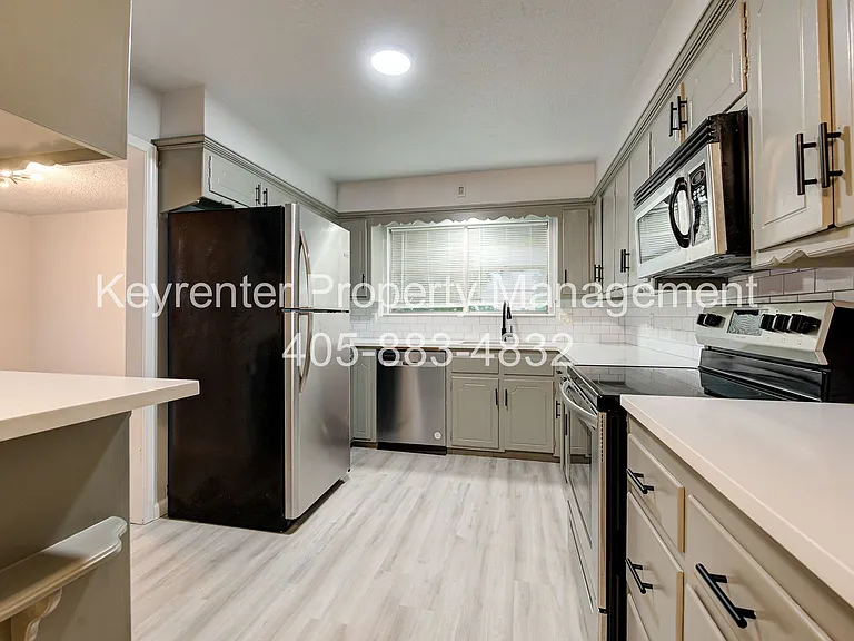 1309 Crown Point Ave #4 — Photo 9