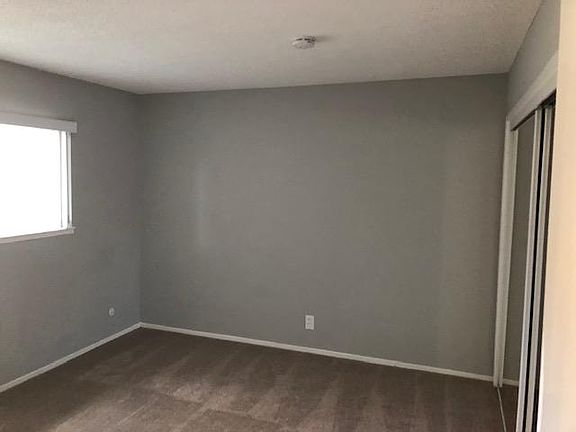 5th image of 786 Reseda Dr APT 17