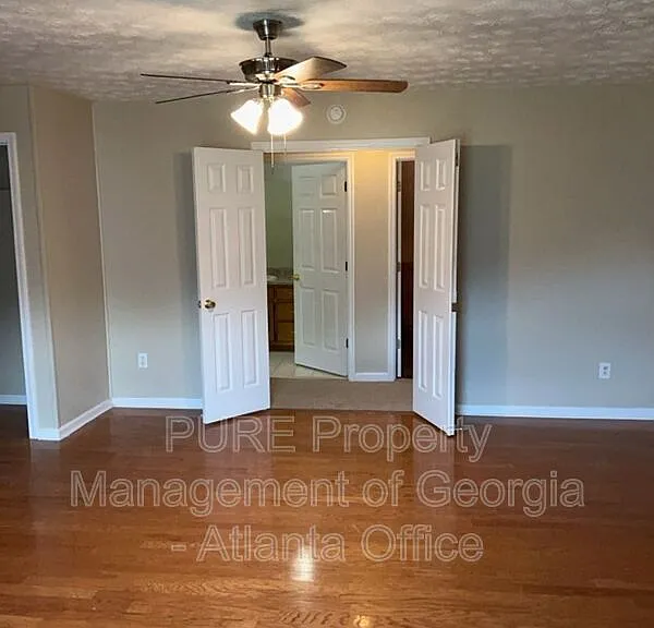3213 Southridge — Photo 15