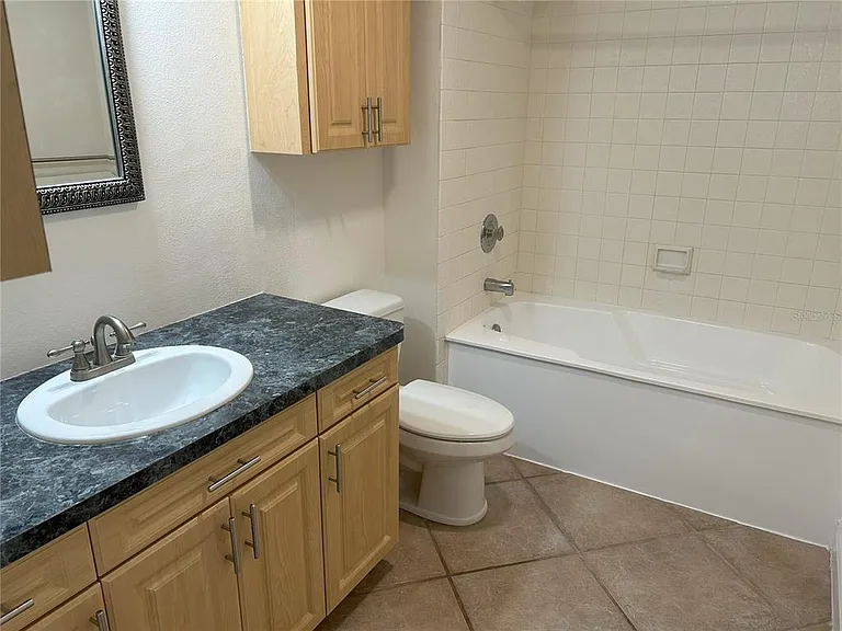 2775 Kipps Colony Dr S #304 — Photo 15