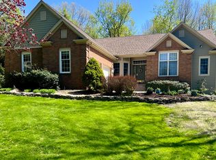 863 N 350 E, Valparaiso, IN 46383