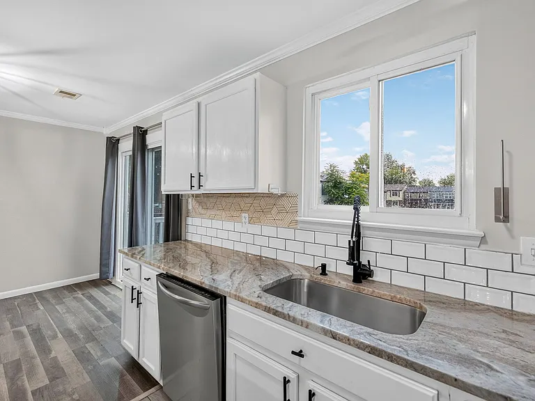 8808 Eureka Ln — Photo 7