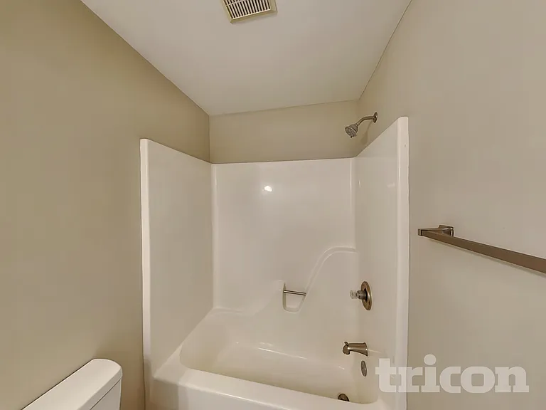 618 Tillman Ct — Photo 17