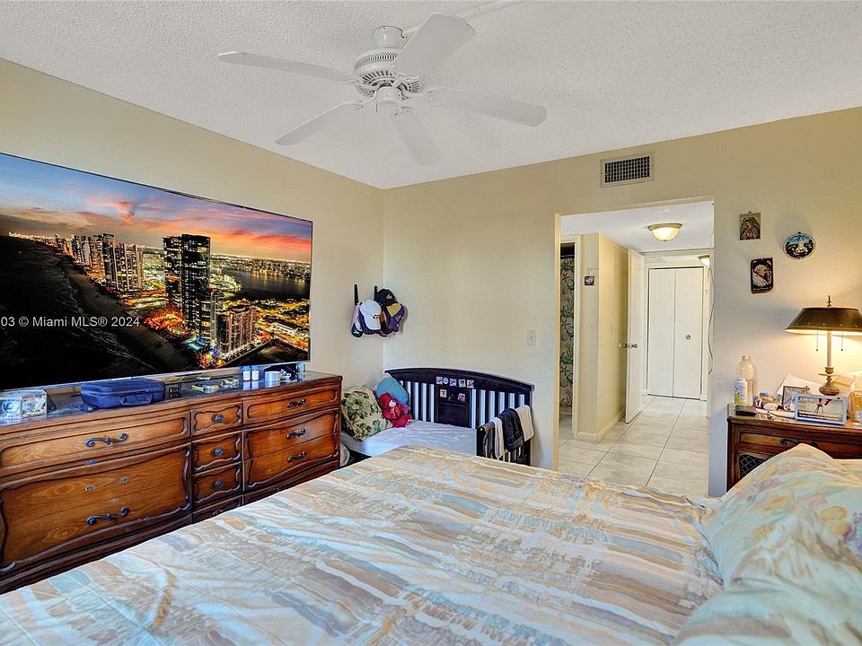 1st image of 9461 Evergreen Pl APT 401
