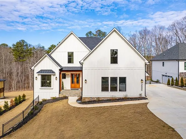 3590 Fleming Dr, Cumming, GA 30041