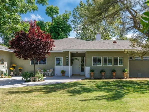 10251 Stenderup Ave, Bakersfield, CA 93307