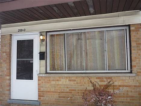 5th image of 259 Dover Dr Unit 0