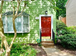 5 Holly Downs Ct NW #5, Atlanta, GA 30318