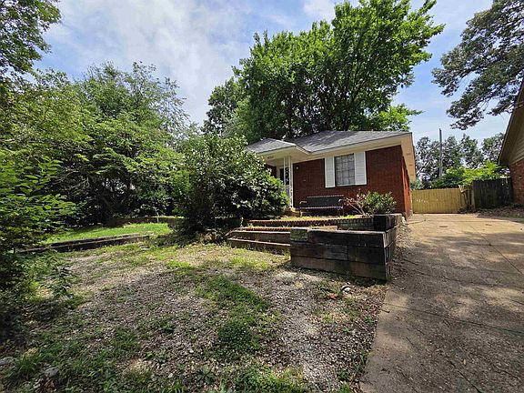 2nd image of 4723 Wooddale Ave