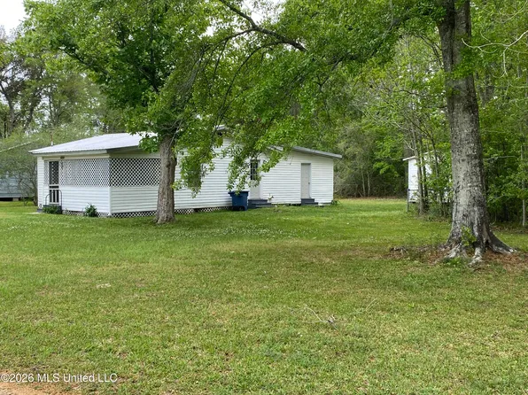 6013 Elder Ferry Rd, Moss Point, MS 39563
